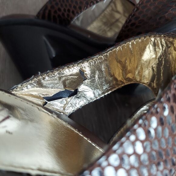 Euro Soft by Sofft Snakeskin Print T Strap Heels 7.5 Brown - Picture 10 of 11